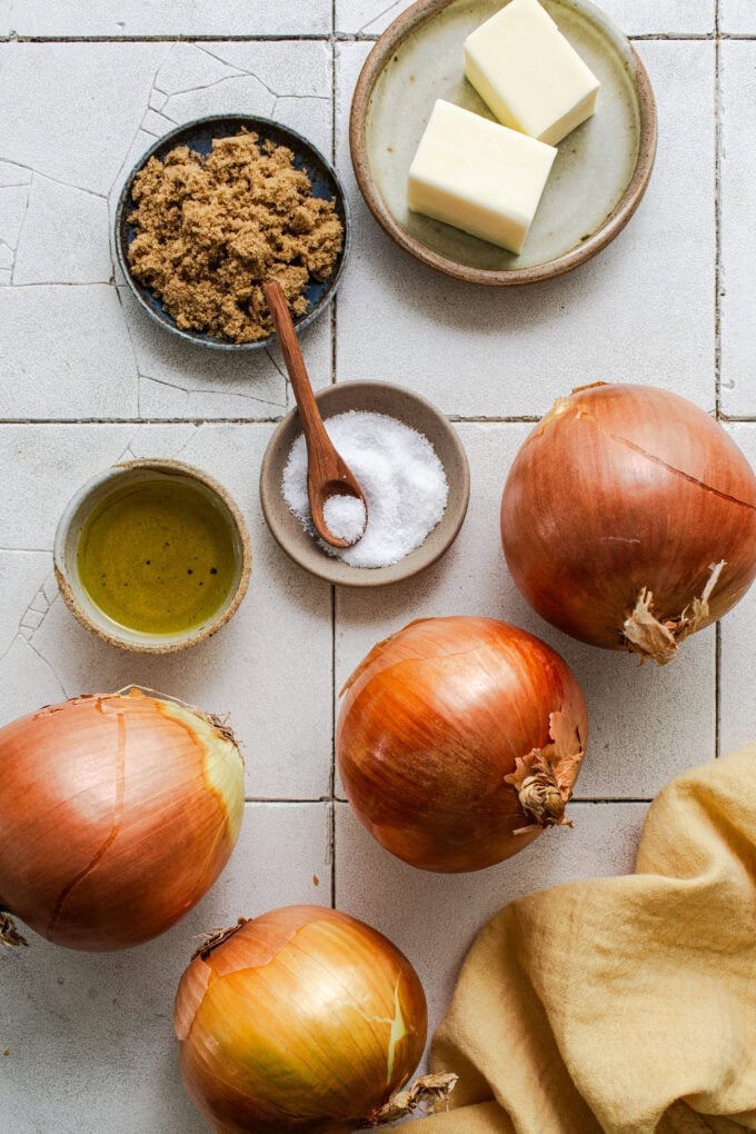 ingredients for caramelized onions in bowls