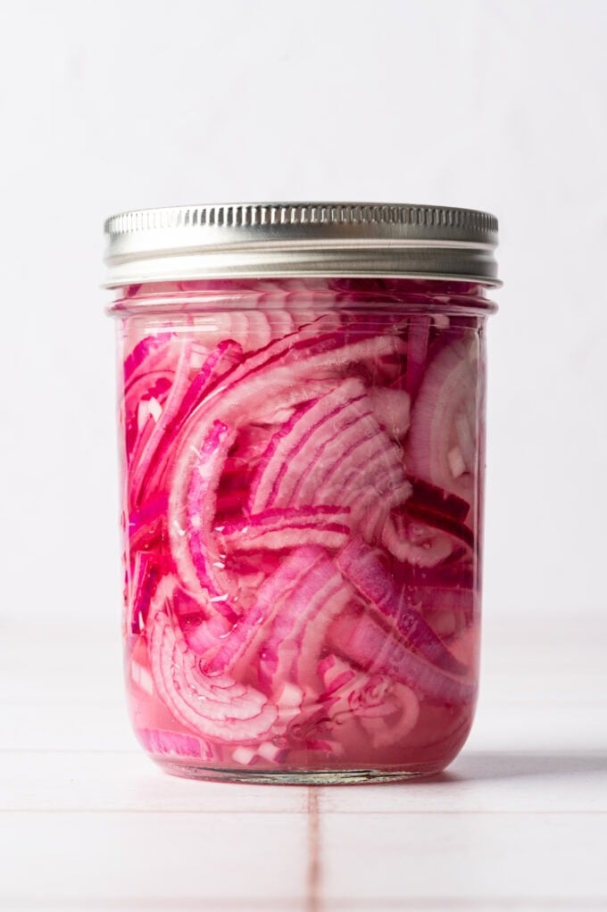 quick pickled red onion in mason jar
